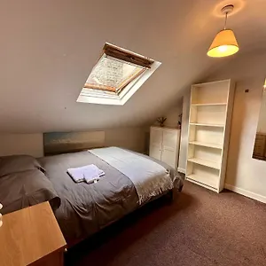 Spacious In Homestay